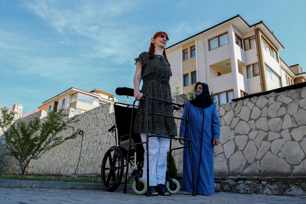 7 feet, 0.7 inches tall: Meet the World’s tallest woman