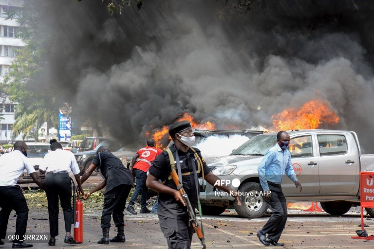 Takriban watu watatu wauawa na wengine 33 kujeruhiwa katika milipuko miwili Kampala,Uganda