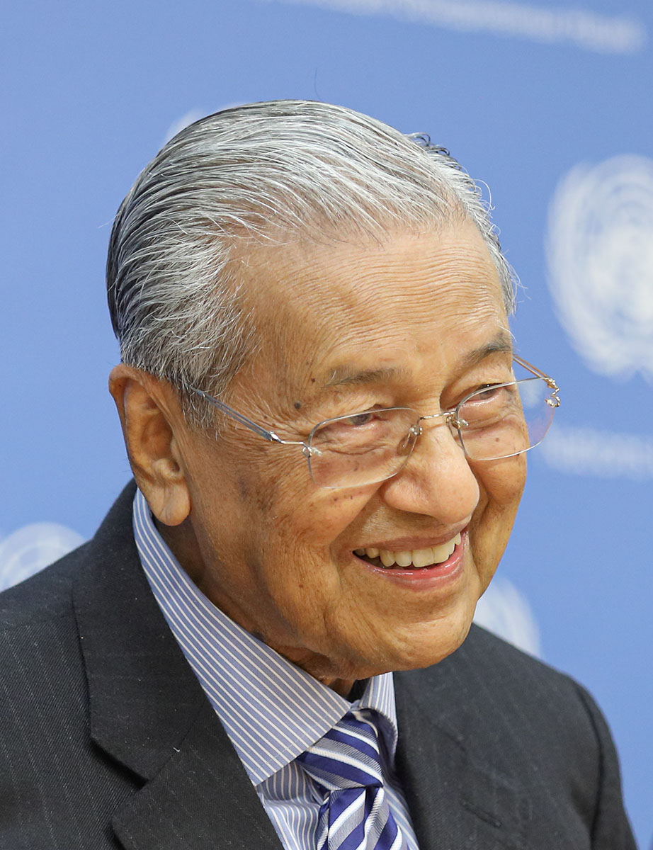 Malaysian ex-PM Mahathir Mohamed admitted to hospital