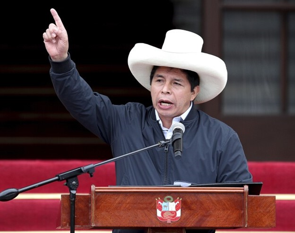 Peruvian President dumps his Prime Minister  over domestic violence