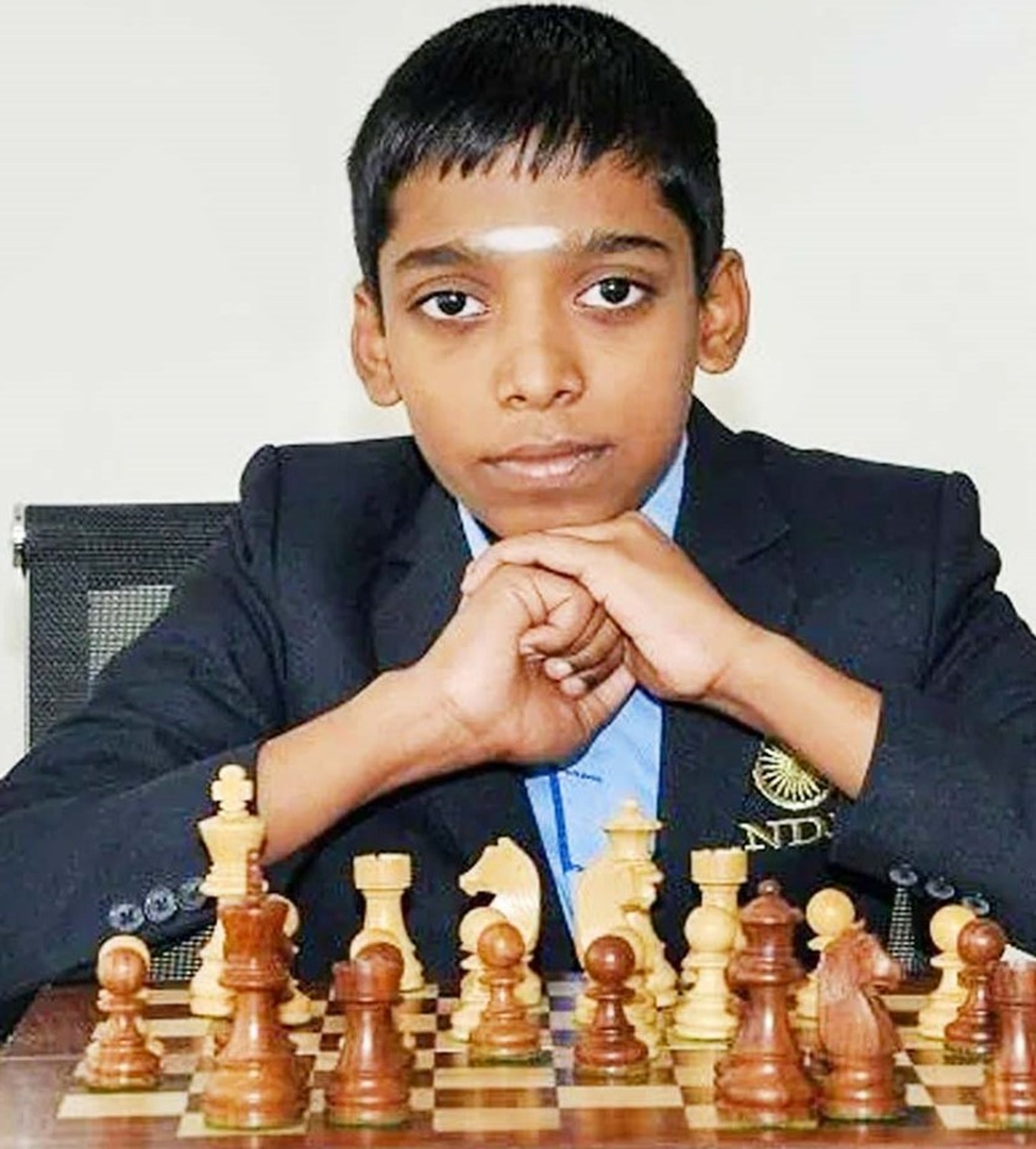 Indian teenager beats chess champion Magnus Carlsen