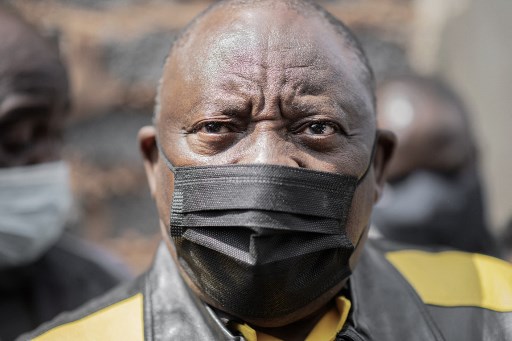 South Africa miners force president to quit May Day event