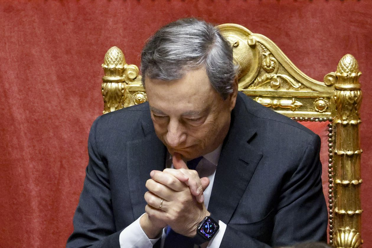 Last hours for Italy’s Draghi after coalition implodes