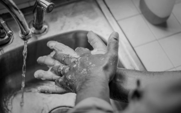 wash-hands-scaled-e1664538650249-576x360.jpg