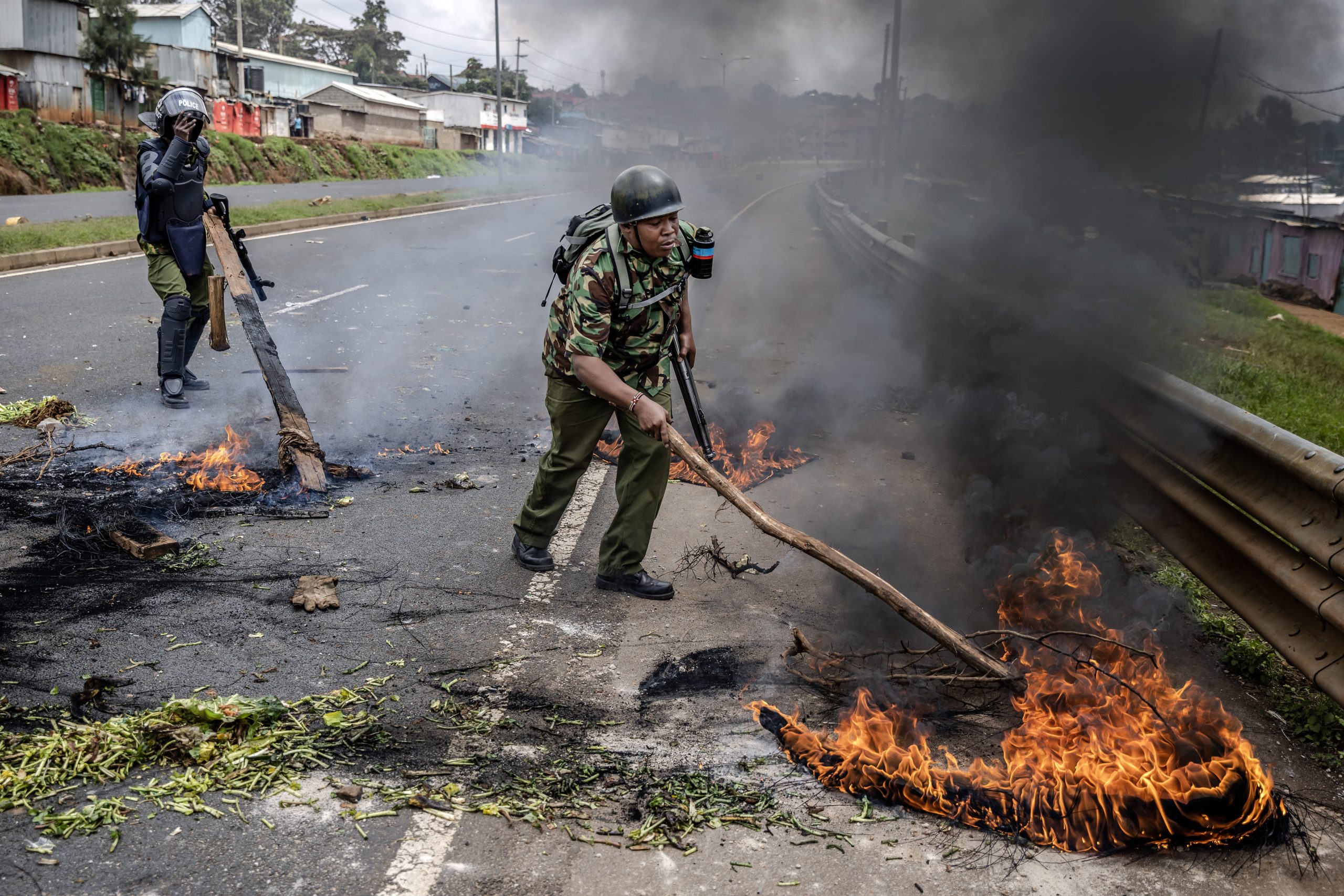 Kenya police fire tear gas as opposition resumes protests
