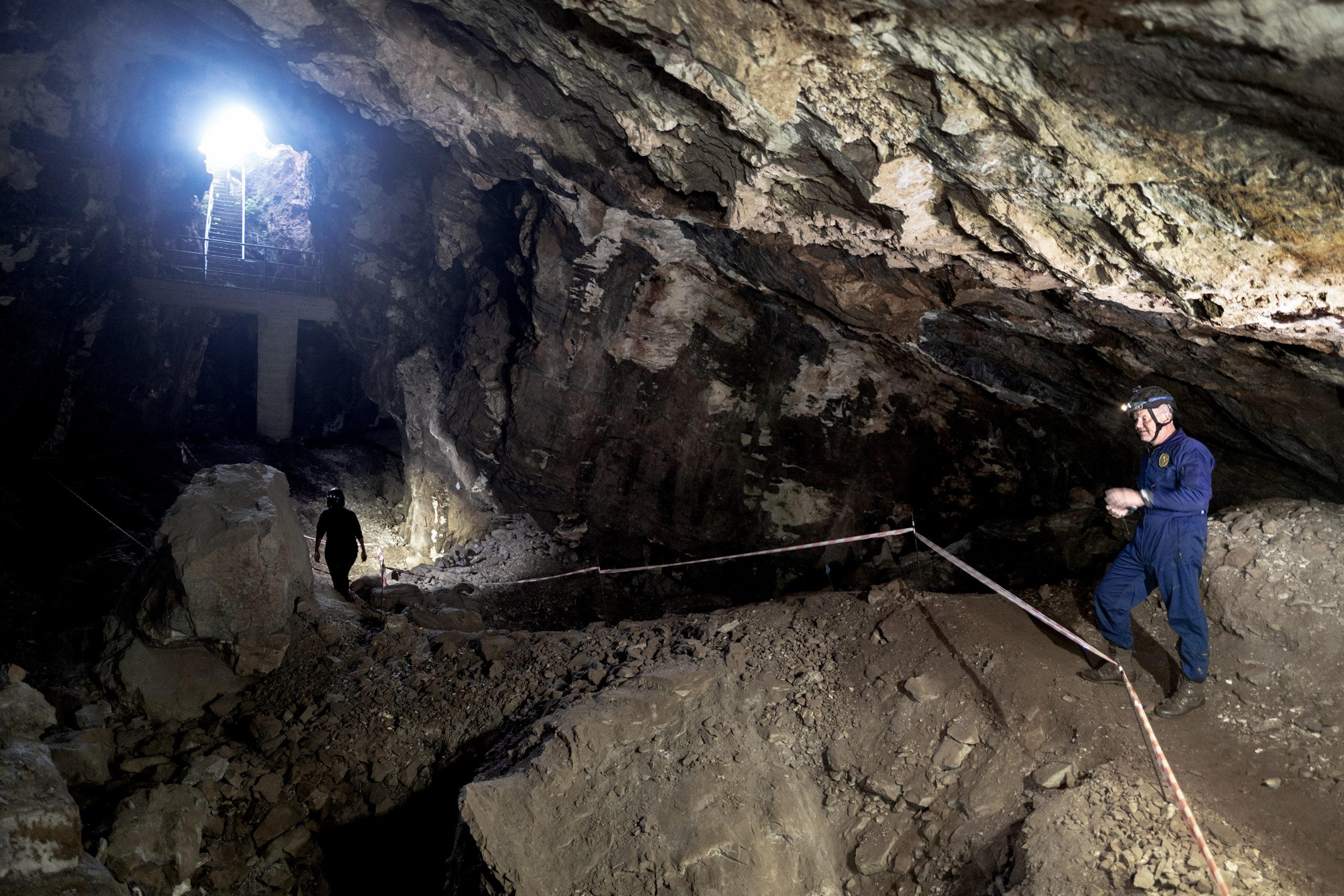 World’s oldest-known burial site found in S.Africa: scientists