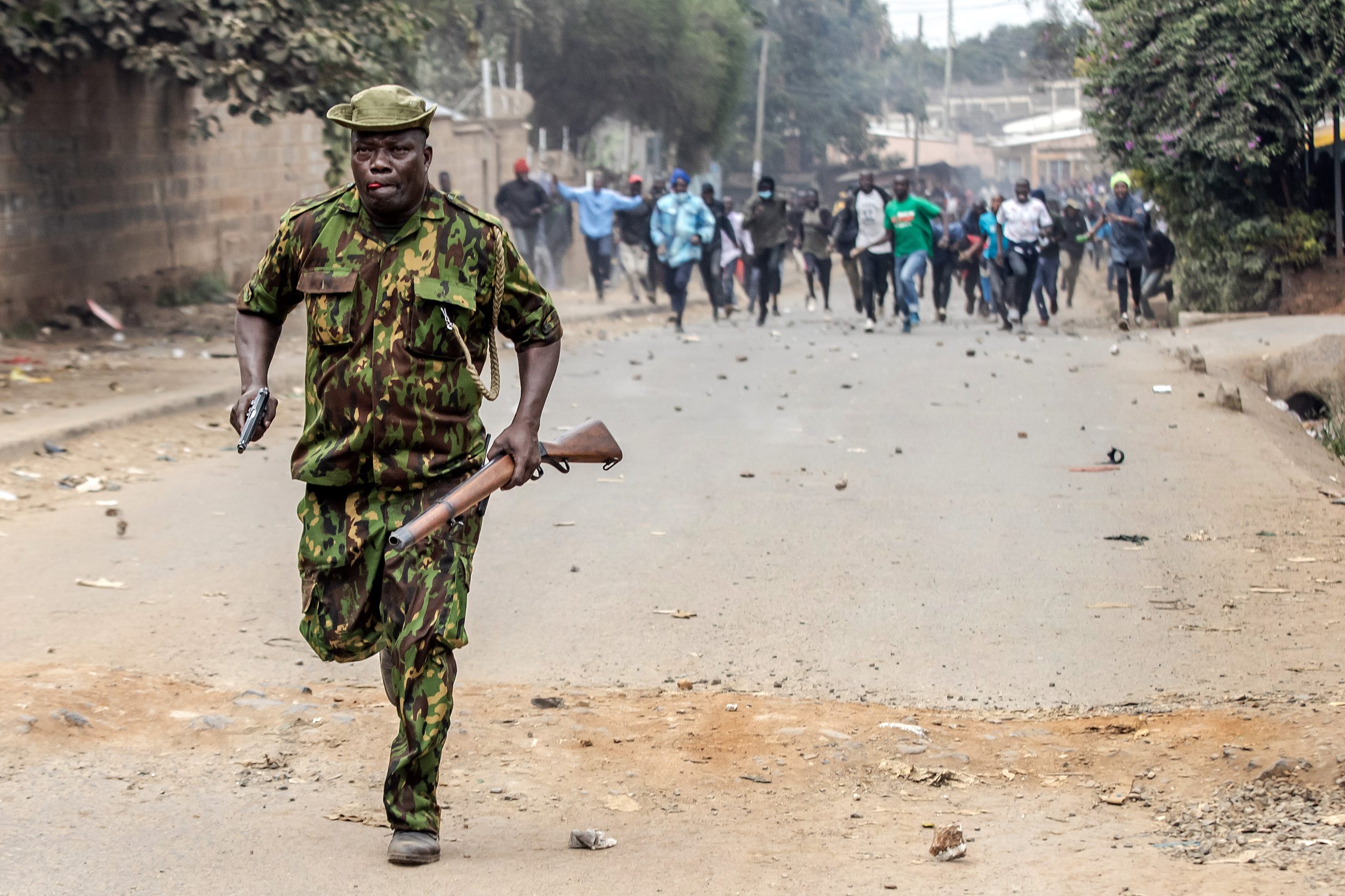 Polisi wapambana na waandamanaji jijini Nairobi huku wito wa mazungumzo ukiongezeka