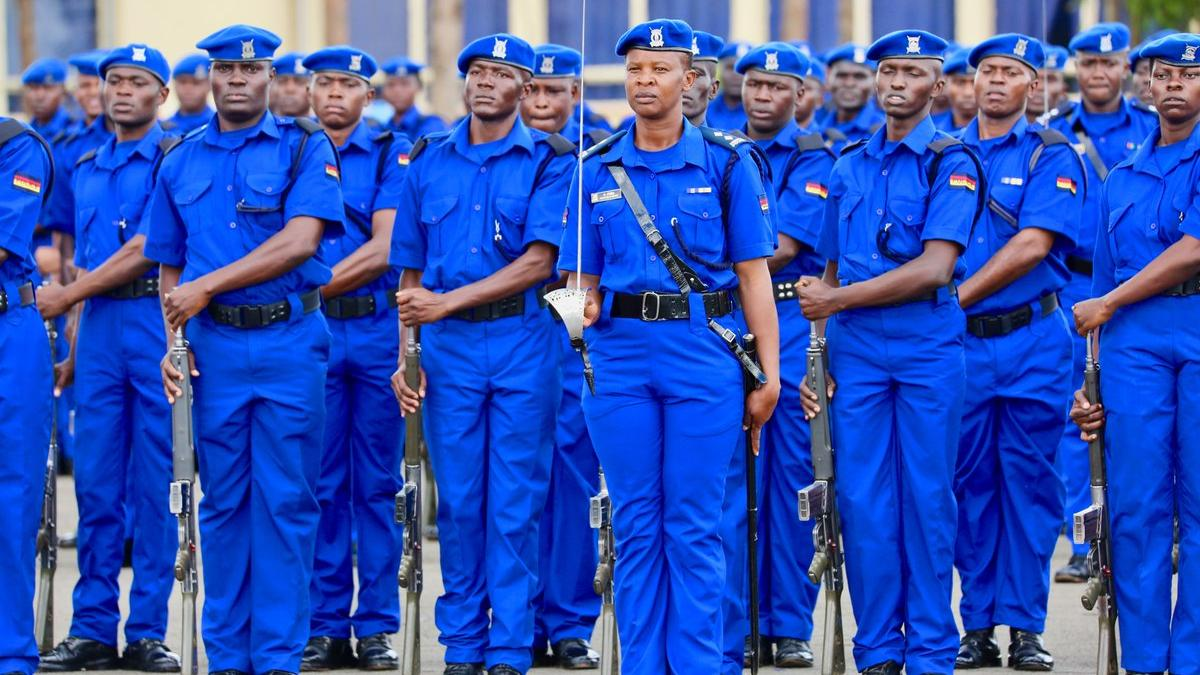 The Government To Execute Police Salary Surges in Three Phases