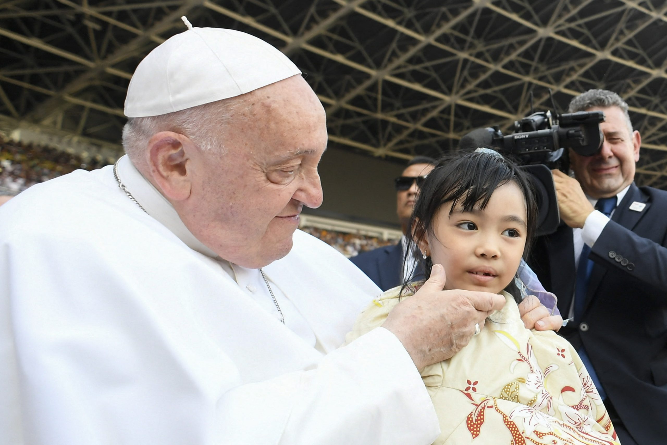 Pope wraps up Indonesia leg of gruelling Asia-Pacific tour