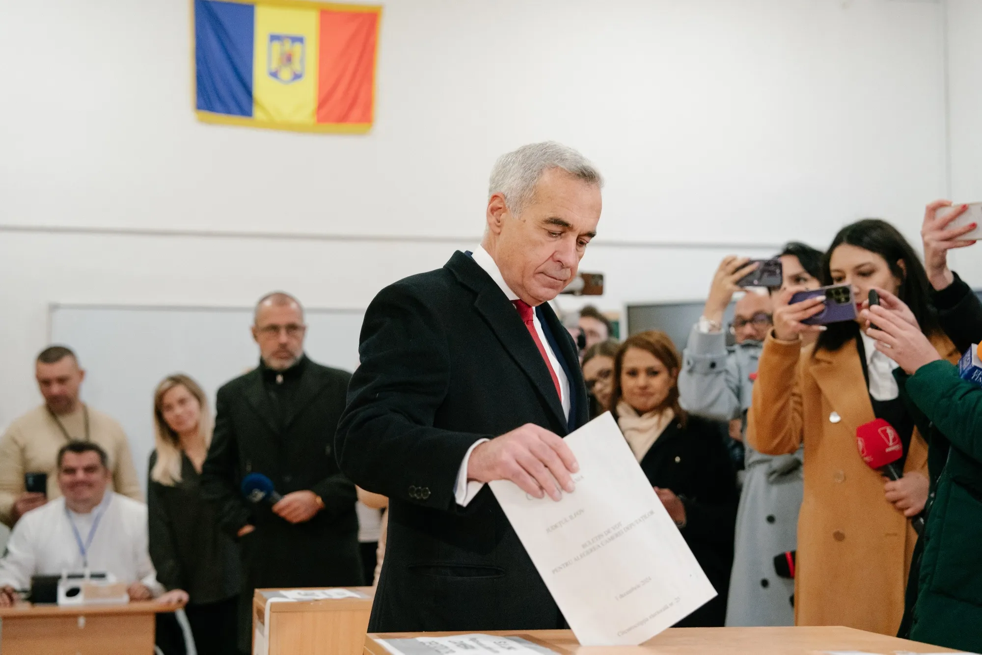 Romania’s Top Court Scraps Presidential Election