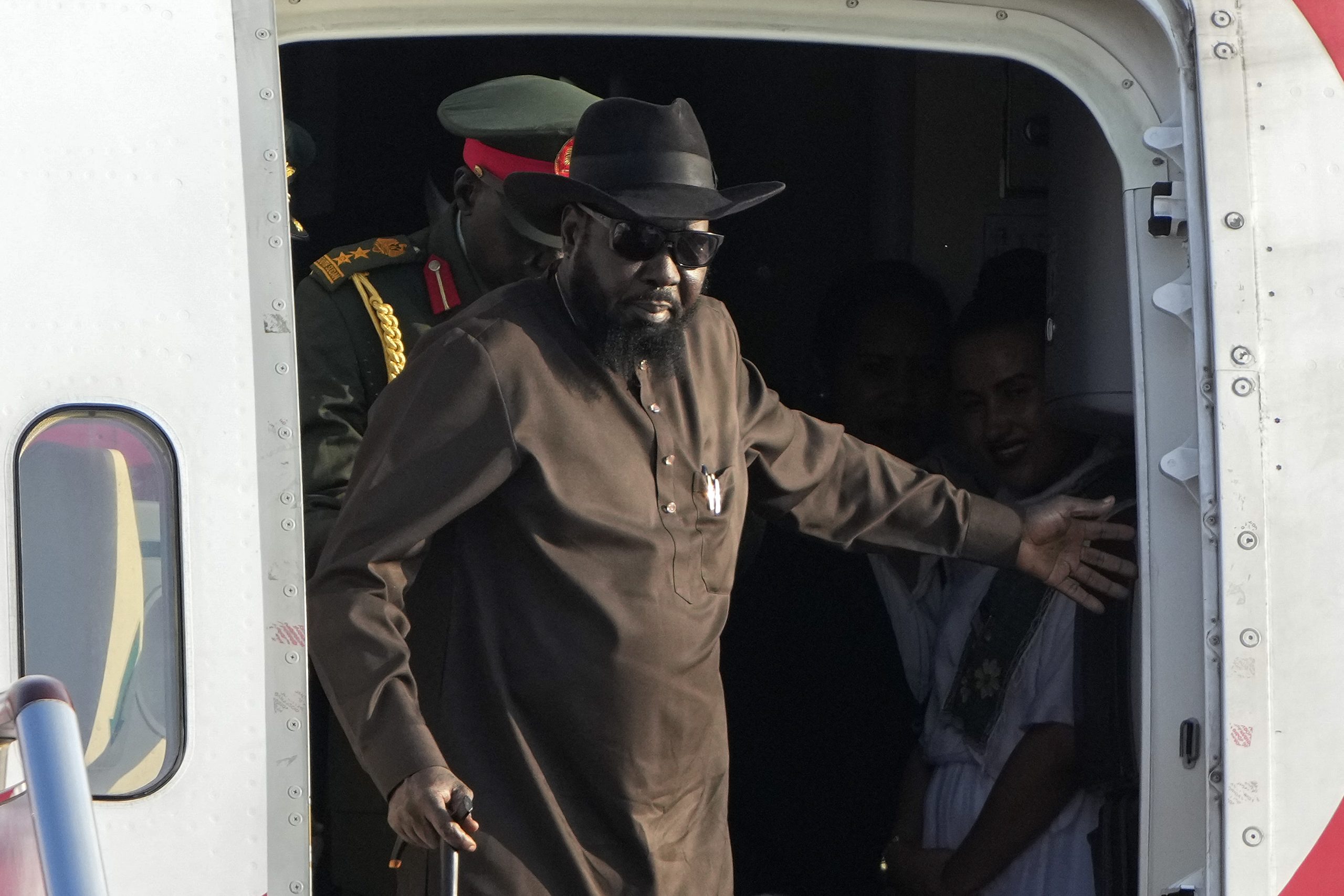 President Salva Kiir fires two vice presidents and spy chief