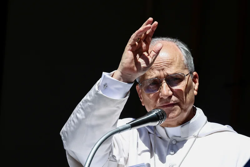 Pope Warns Against Power Struggles in Vatican Bureaucracy