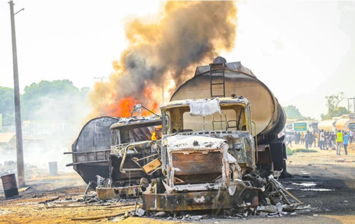 Jihadist Attack on Mali Fuel Tankers Last Week Killed at Least 15 drivers