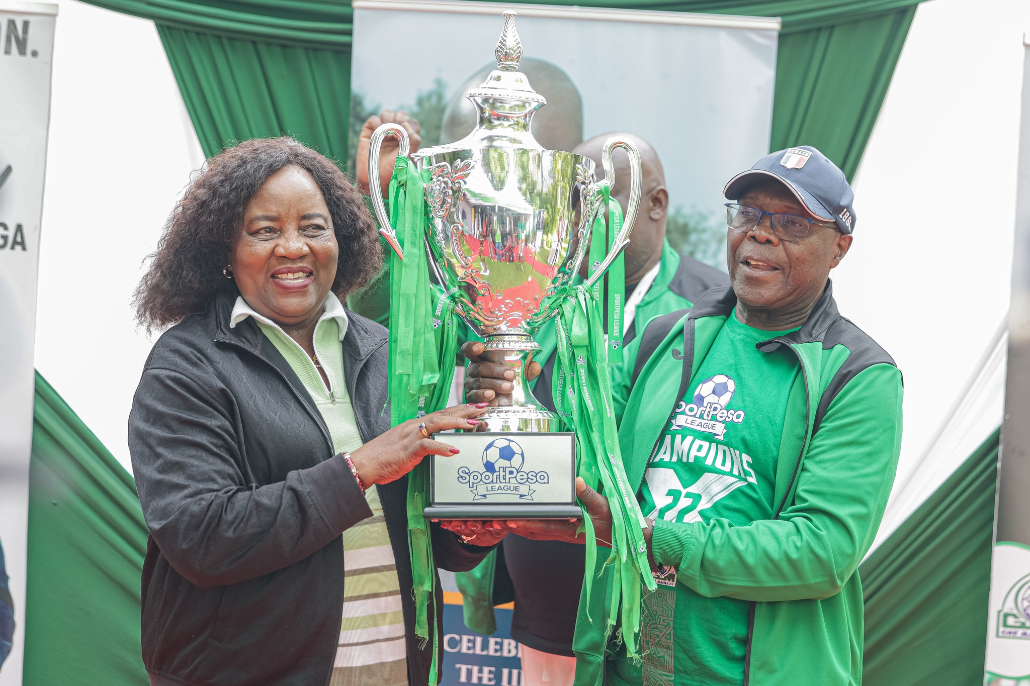 Gor Mahia presents KPL trophy to Mama Ida Odinga