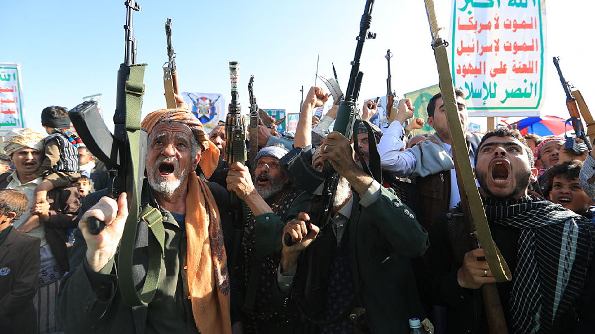 Houthis Launch Deadly Attack on Presidential Palace in Yemen’s Aden